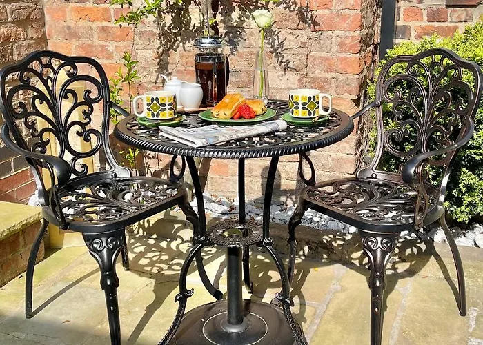 Bed & Breakfast The Bishop And The Bison 4*