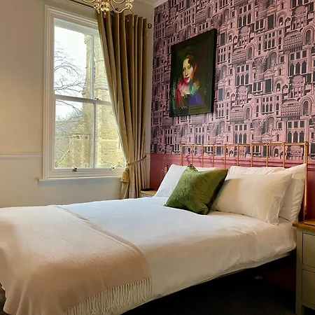 The Bishop And The Bison Bed & Breakfast York