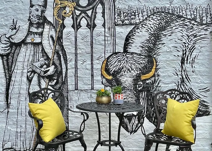 The Bishop And The Bison Bed & Breakfast