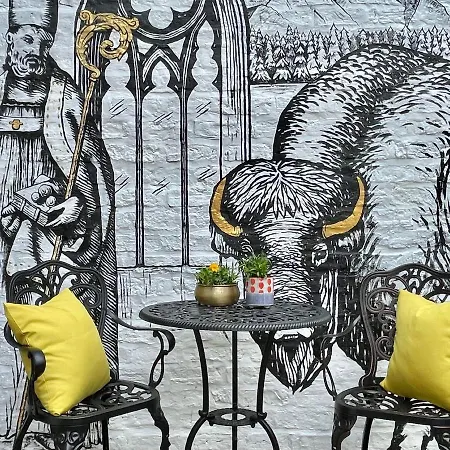 The Bishop And The Bison Bed & Breakfast