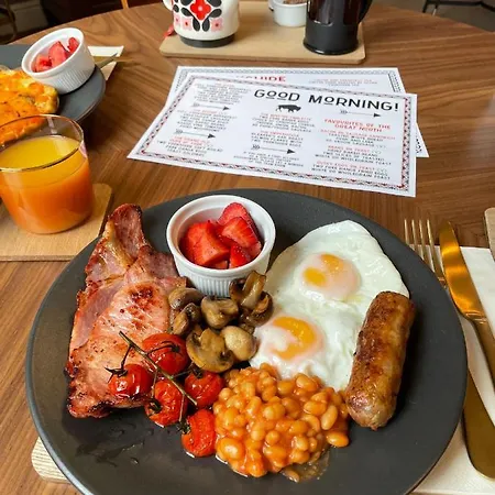 Alojamento de Acomodação e Pequeno-almoço The Bishop And The Bison