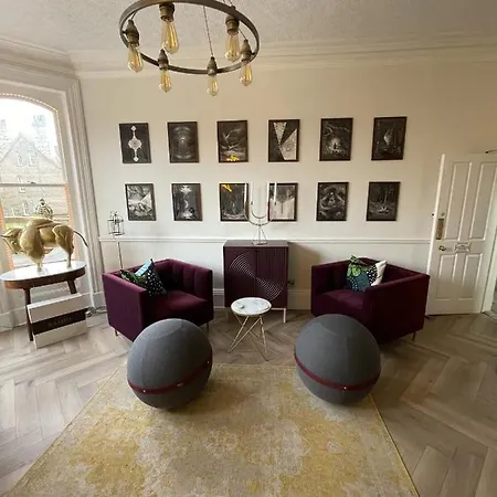 The Bishop And The Bison 4*