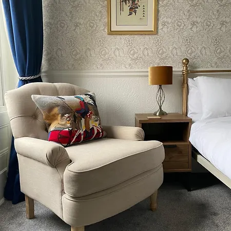 The Bishop And The Bison Bed & Breakfast 4*